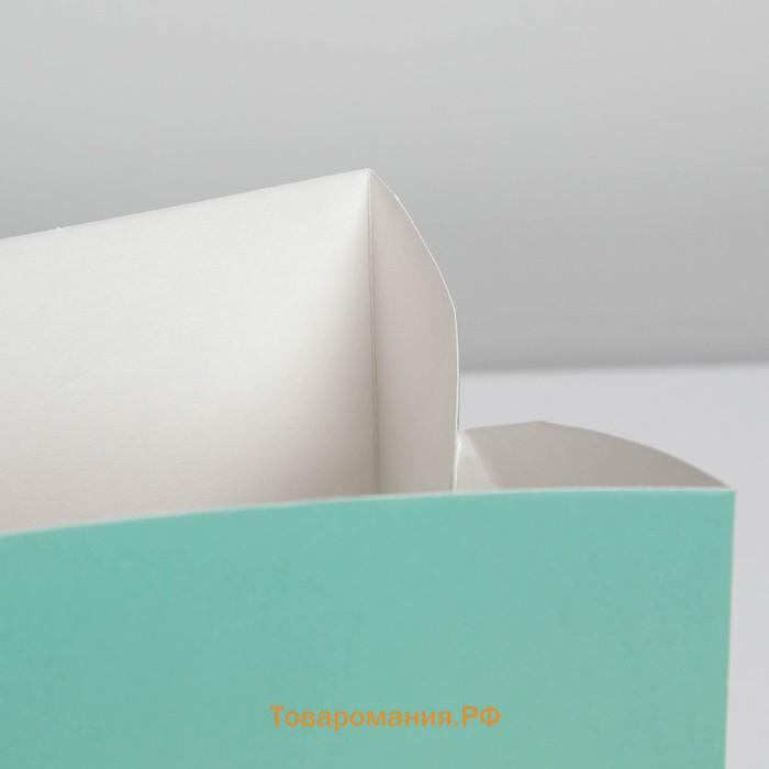 Пакет—коробка «Тиффани», 23 × 18 × 11 см