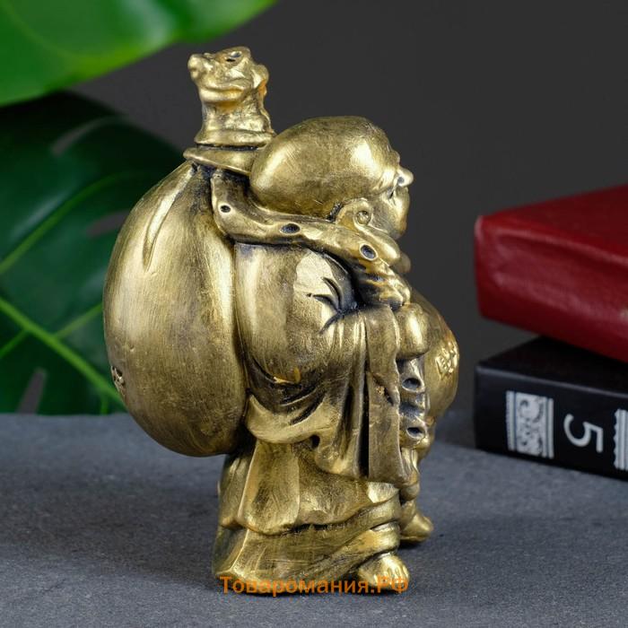 Фигура "Хотей с посохом за спиной" золото, 9х14х7см